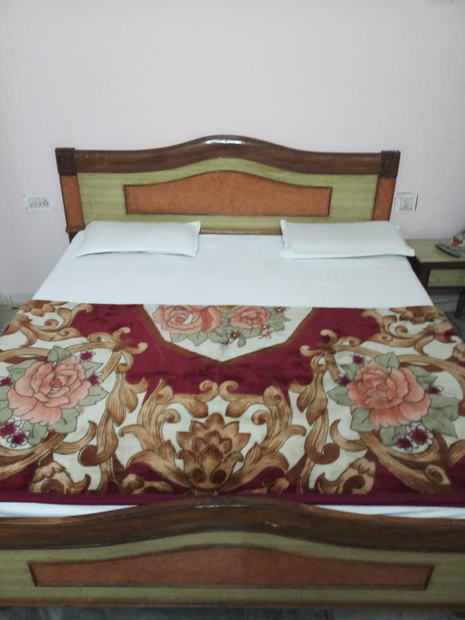 Hotel Satkar, Харідвар Екстер'єр фото